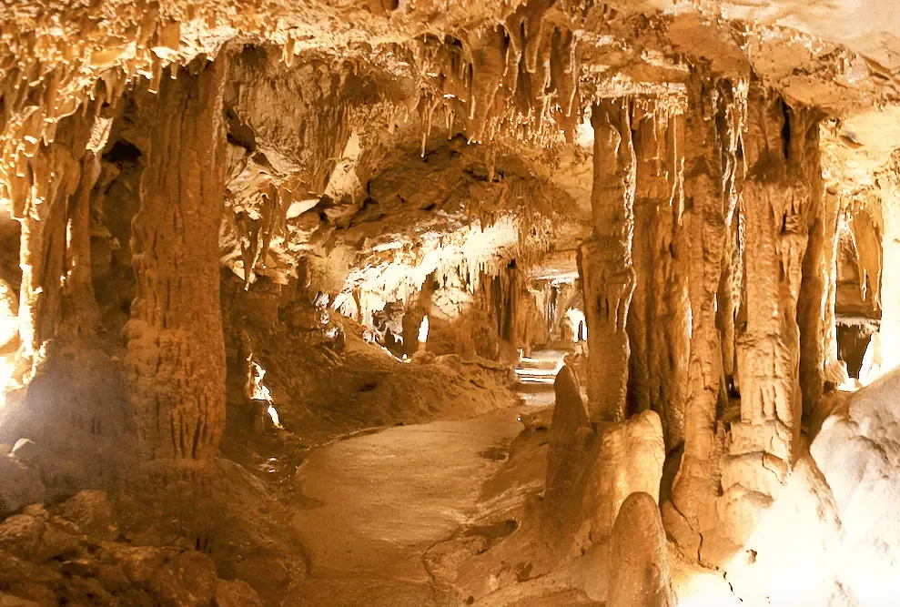Marengo Cave