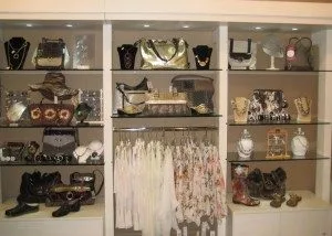Taya Clothing Store taya3-300x214-5510632