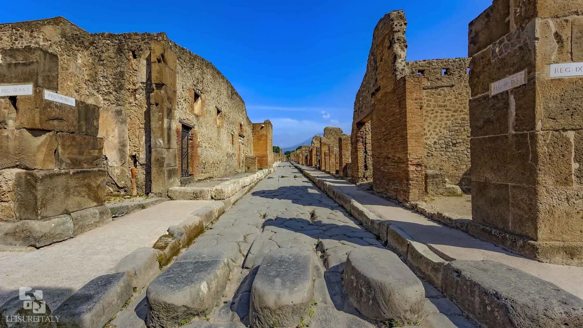 pompeii and herculaneum